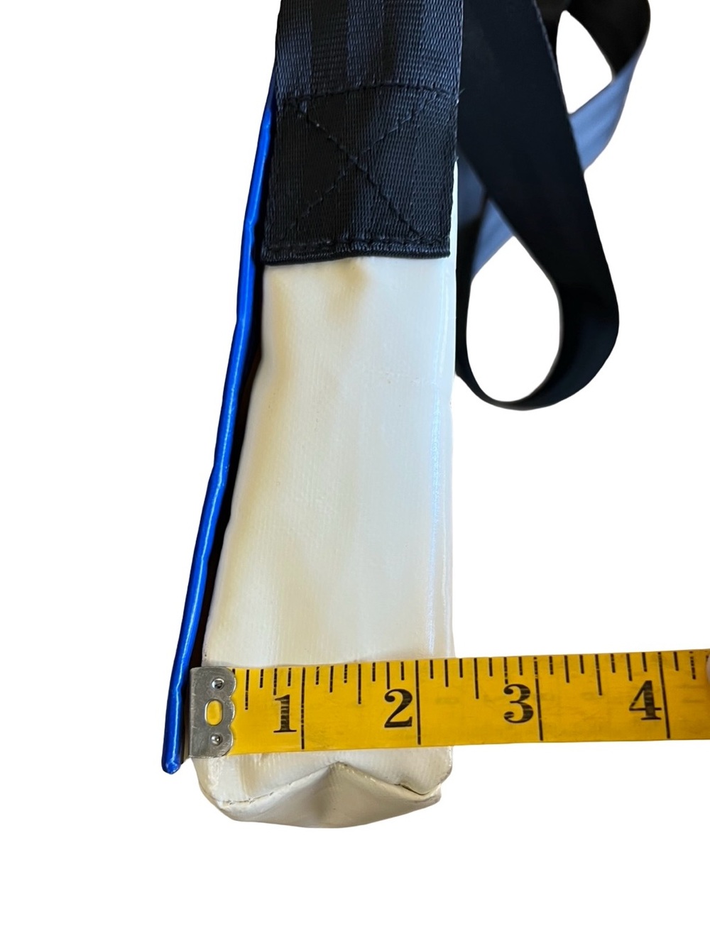 *RARE* ANA All Nippon Airways x Ampelmann Berlin Seatbelt-Strap Crossbody Bag - Picture 11 of 13